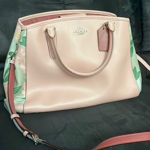 NWT Coach Purse Pink & Camo Rose